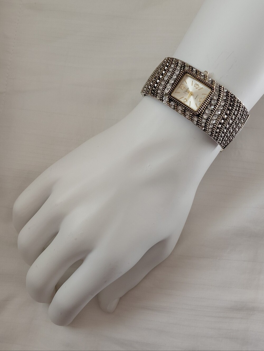 Vintage Vivani Silver Jewel Bangle Watch